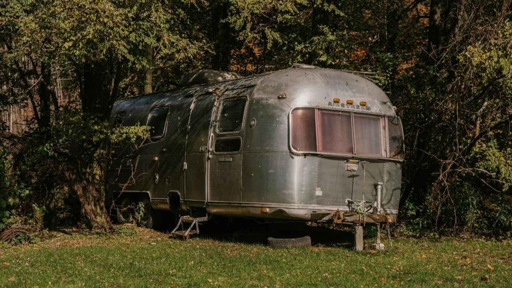 Get Fast Cash for Old RVs