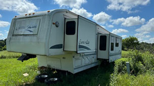 Carri-Lite 732RK Fifth Wheel