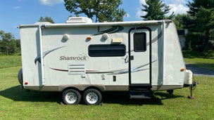 Flagstaff Shamrock 21SS travel Trailer